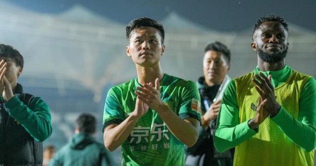 国安vs铁人首发：张玉宁PK姆本扎，林良铭先发，韩佳奇替补