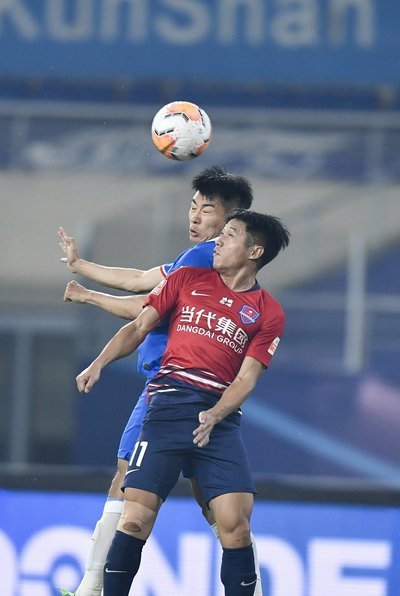 刘建业：如果重庆足球因为我停止进步，那我愿意去让位