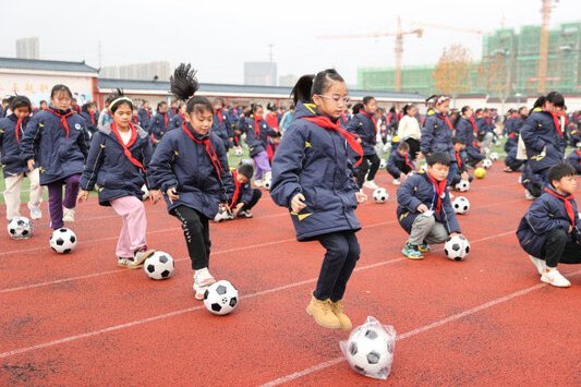 中国足球已经到了防止“大规模盲目留洋”的阶段了？